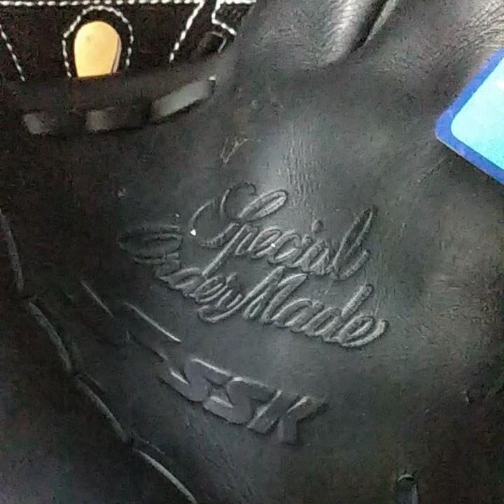 SSK 大魔神・佐々木主浩モデル 軟式グローブ 右投げ用 SSK 大魔神 佐々木主浩 レプリカ グローブ - メルカリ